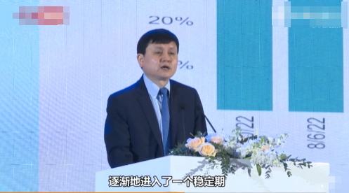 张文宏表示新冠病毒致死率已经非常低 新冠病毒逐渐进入稳定期
