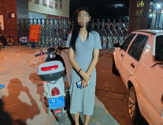 广西百色14岁女孩旷课去酒馆聚会 饮酒后无证驾驶摩托车被罚