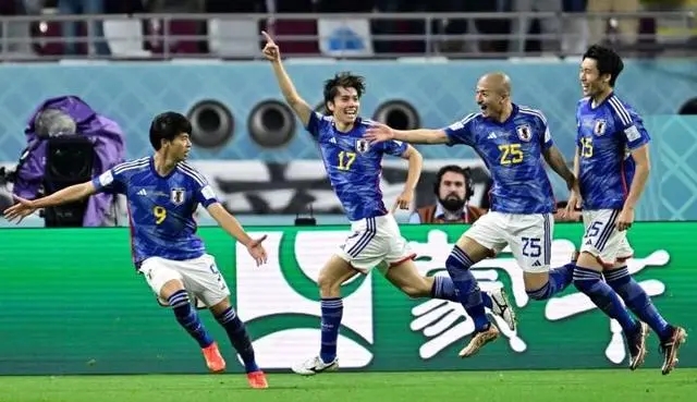 爆冷！日本2比1逆转西班牙携手出线 德国4:2哥斯达黎加连续两届世界杯小组赛出局