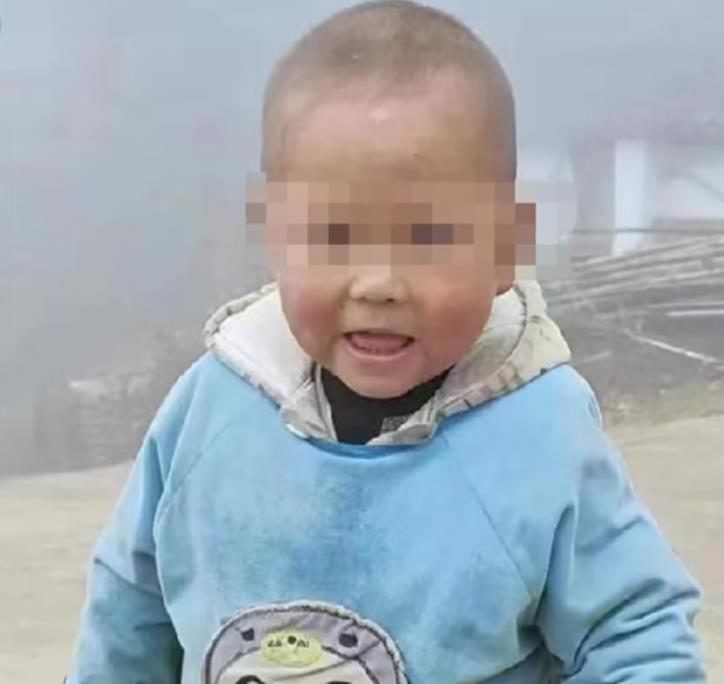 江西2岁半男童失联 数百人山中搜寻 救援队启用无人机、热成像仪等设备