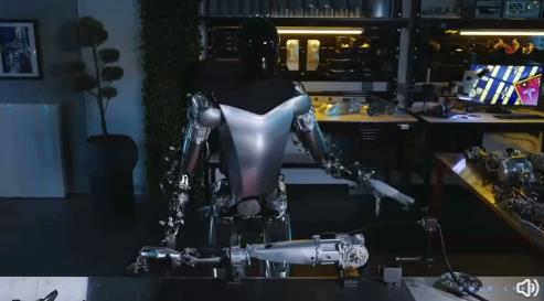 特斯拉人形机器人自己造自己 内幕详情曝光实在令人震惊不已