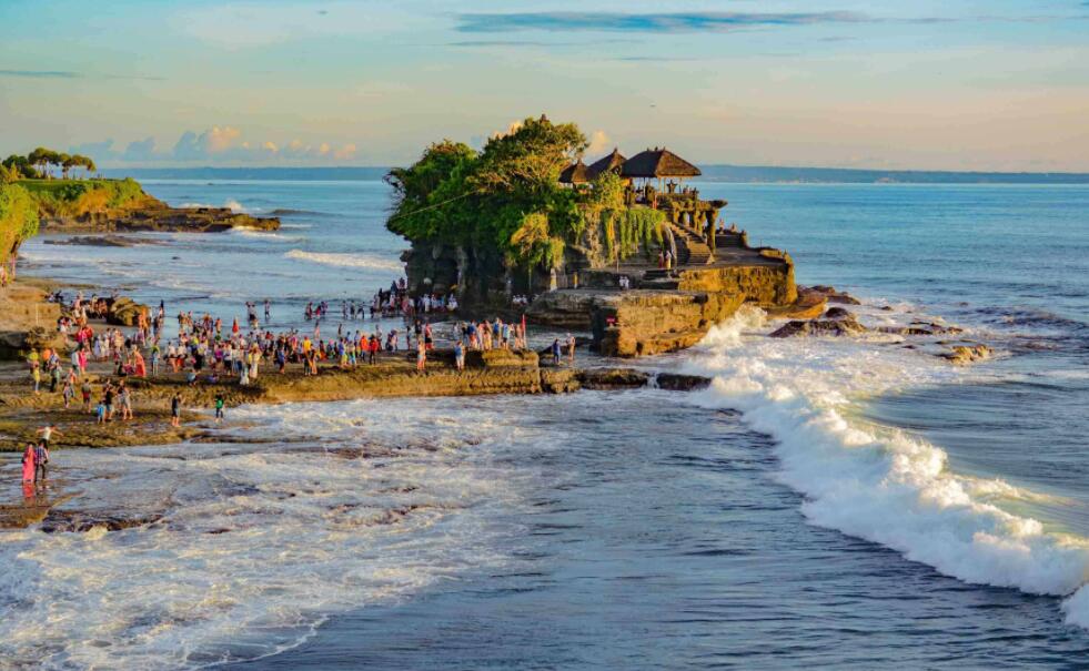 巴厘岛计划限制外国游客 想要去旅游需要提前一年进行预约登记