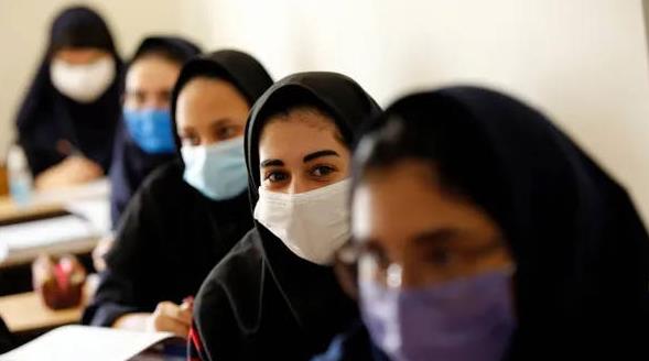 伊朗数百名女学生疑遭下毒 背后真相曝光实在令人震惊不已