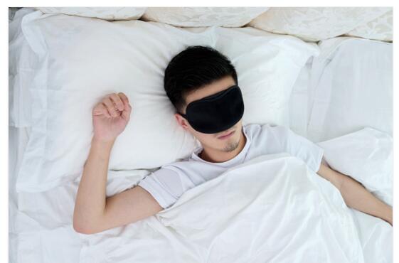 医生不建议未成年人服用褪黑素助眠 长期服用会导致睡眠功能紊乱