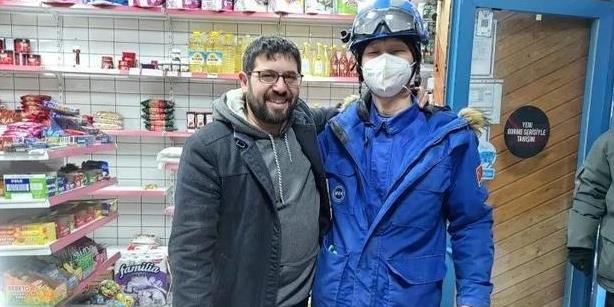 中国救援队在土耳其超市付款被拒收 网友表示：这才是真正的“大爱无疆”