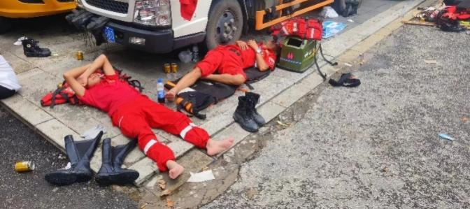 进涿州已无需邀请函 救援队称缺汽油、柴油和药品等物资